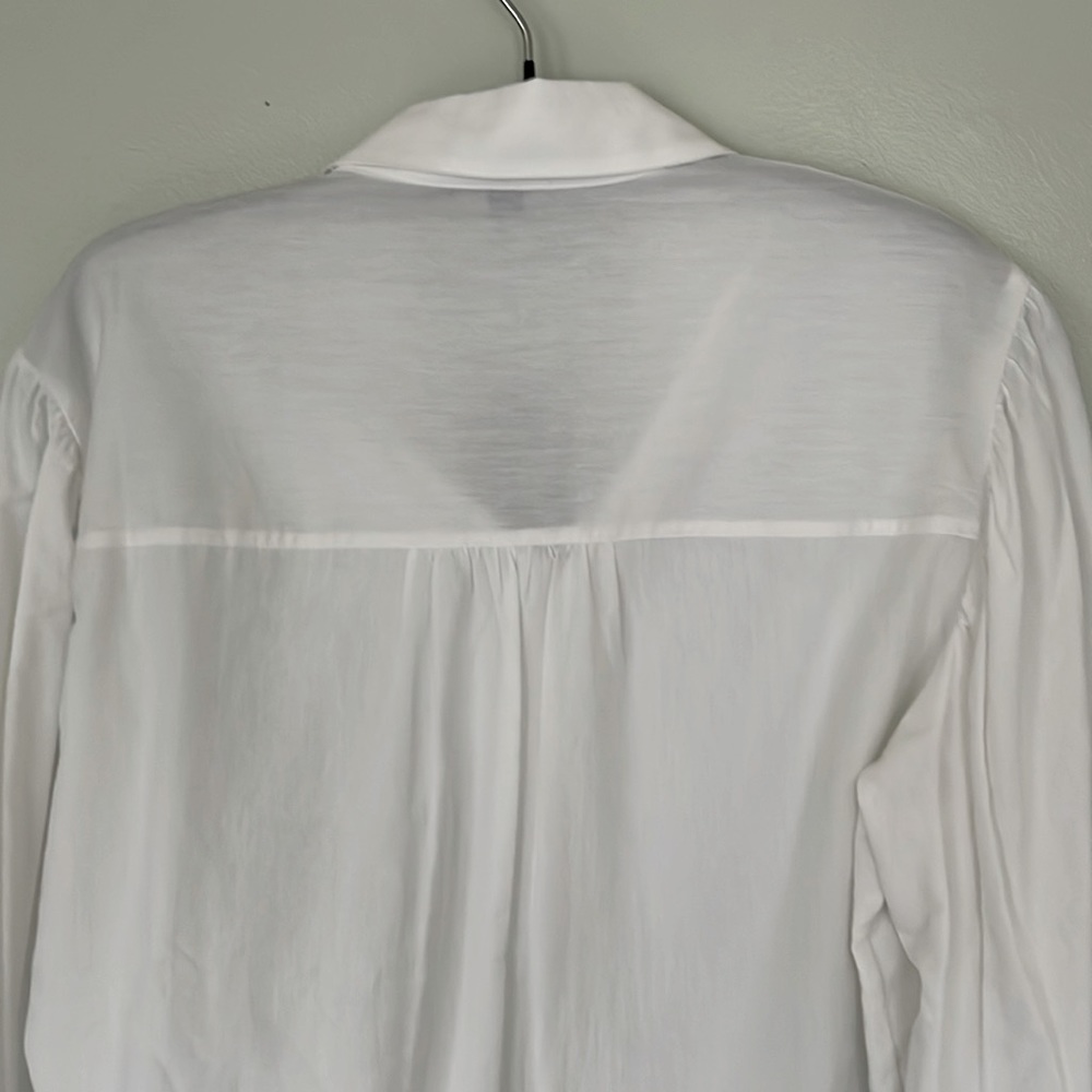Exspress Cropped White Button Down Shirt - Picture 5 of 11